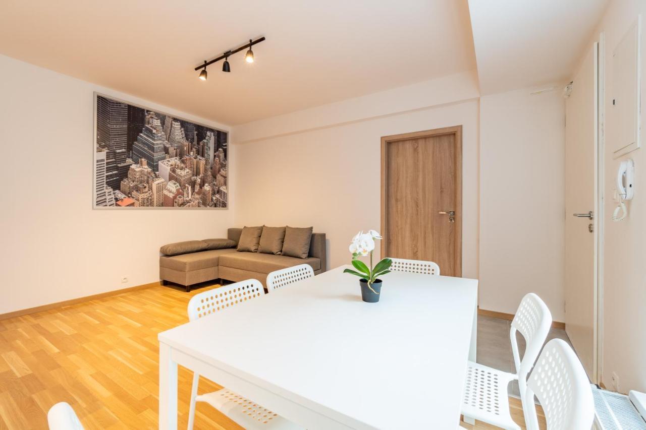Brand New Two Room Apartment #64 In Elite Rezidence With Free Secure Parking Прага Экстерьер фото