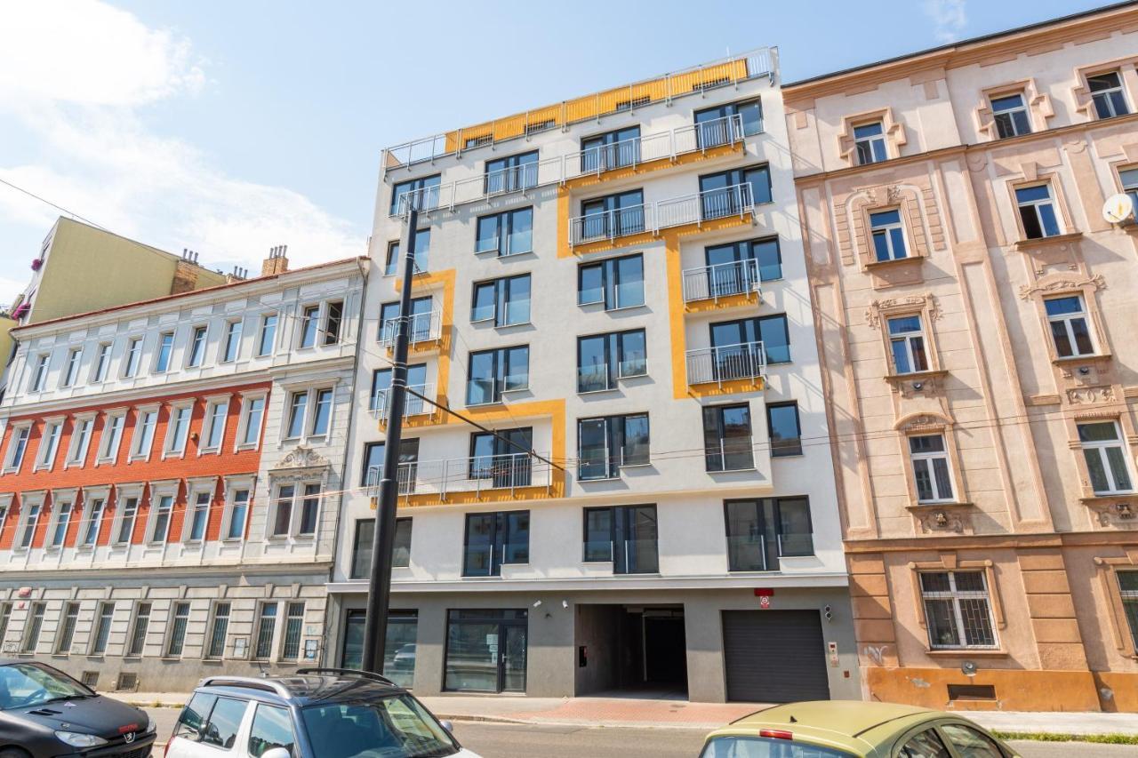 Brand New Two Room Apartment #64 In Elite Rezidence With Free Secure Parking Прага Экстерьер фото