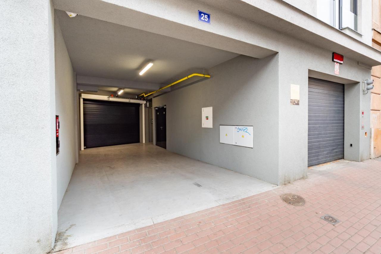 Brand New Two Room Apartment #64 In Elite Rezidence With Free Secure Parking Прага Экстерьер фото