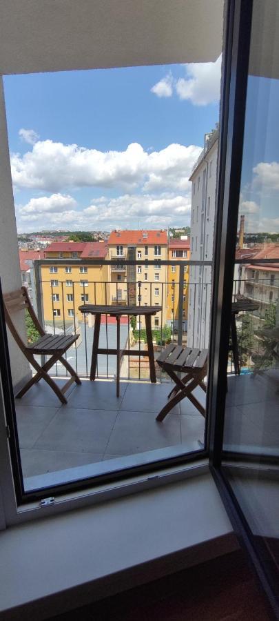 Brand New Two Room Apartment #64 In Elite Rezidence With Free Secure Parking Прага Экстерьер фото